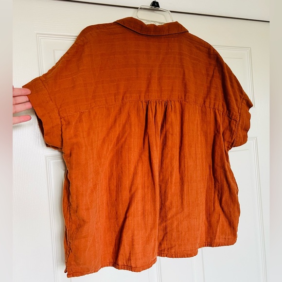 Button down Wide Tee - Picture 7 of 7